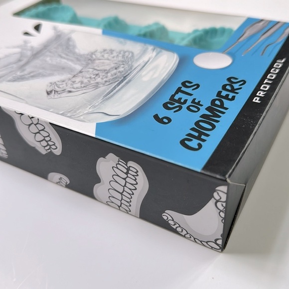Protocol Biting Cold Teeth Ice Cube Tray NWT - Picture 9 of 15